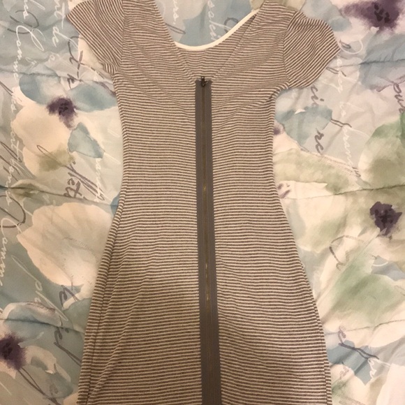 Stripped dress - Picture 2 of 2